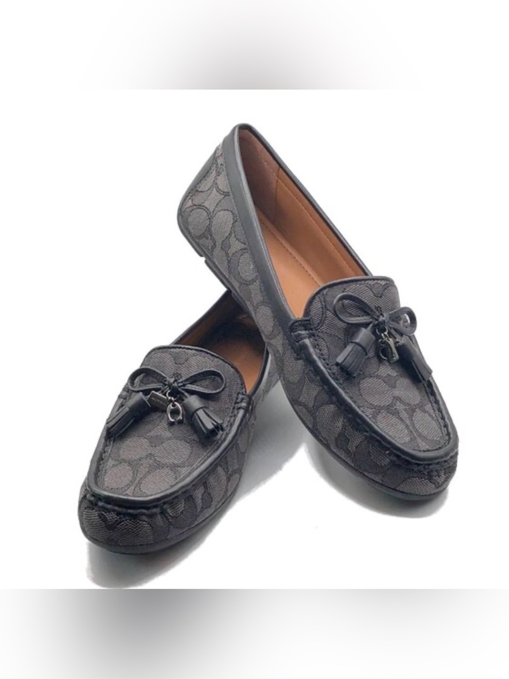 Coach Moria loafers in charcoal and black color very good condition!
